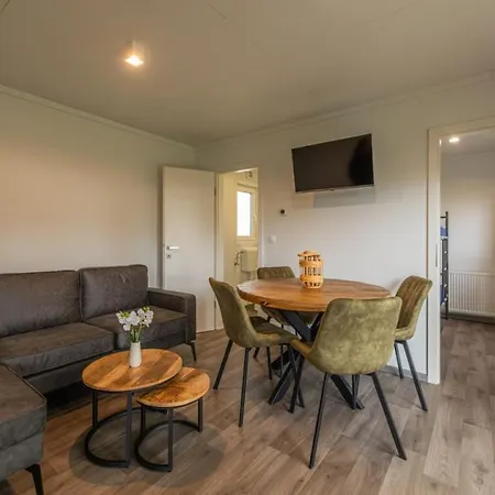 Hébergement de vacances Cube 97 I 4 Persoons Met Hottub