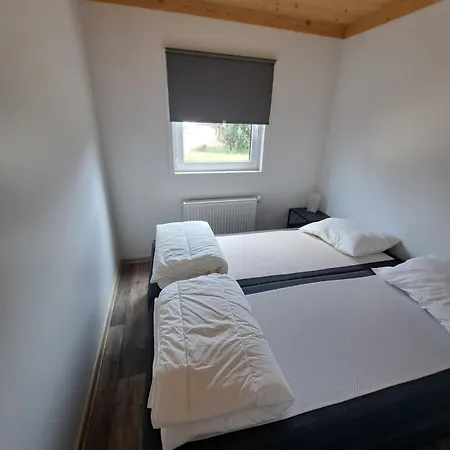 Cube 97 I 4 Persoons Met Hottub