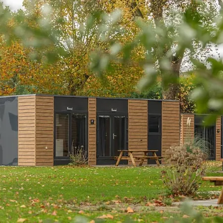 Cube 97 I 4 Persoons Met Hottub בית נופש Zennewijnen